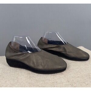Eileen Fisher Womens Metallic Bronze Leather Wedge Loafers Shoes Size 9